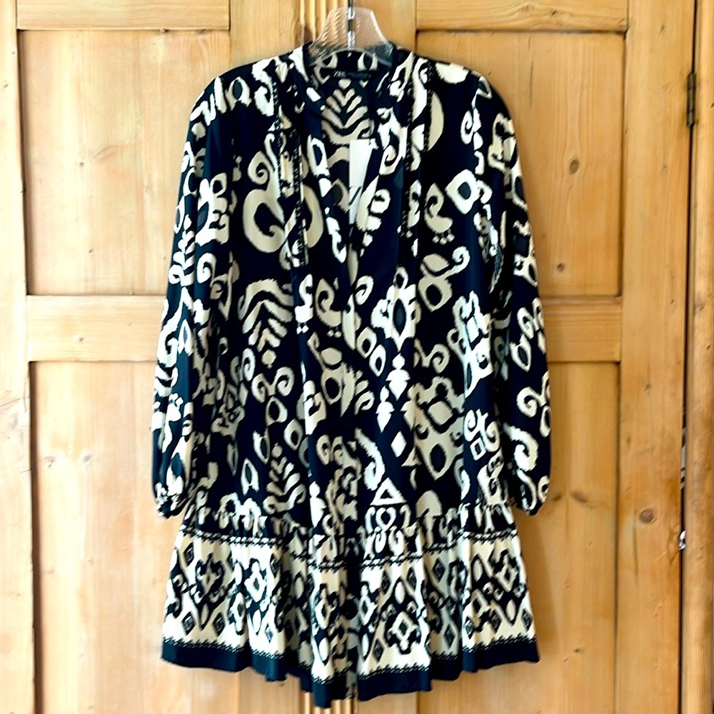 NWT Black & cream day dress